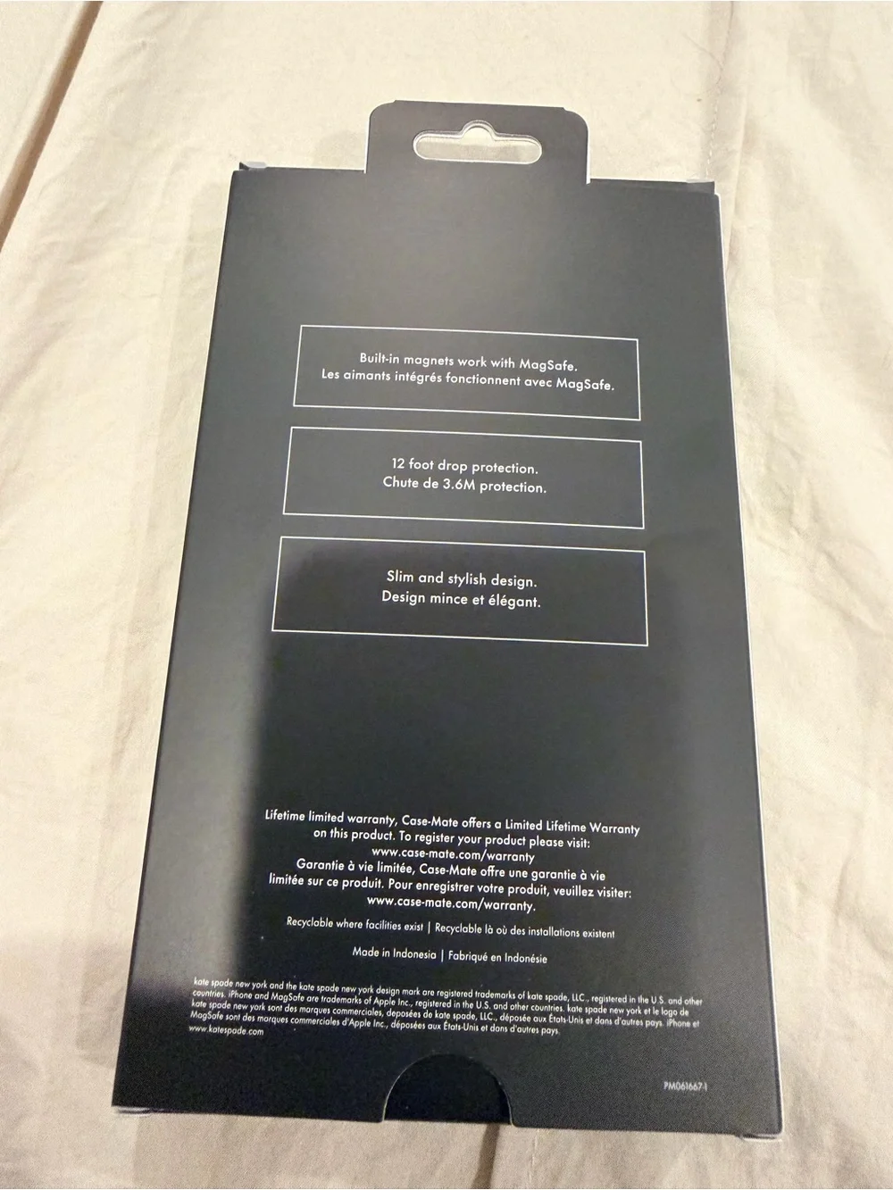 Kate Spade iPhone 17 Pro Max Case w/magsafe ring stand